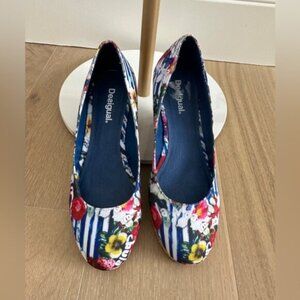 Desigual Platform Patterned Heels – Size 39 (US 8)